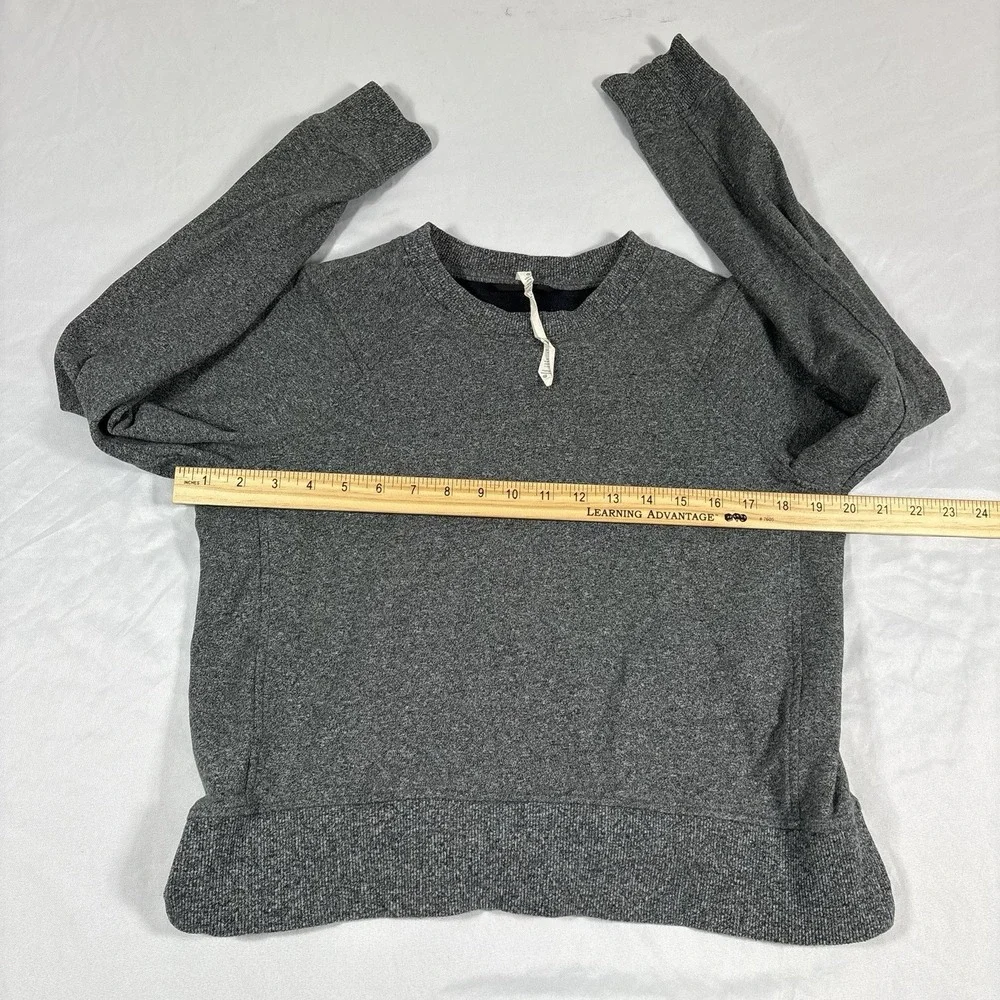 Lululemon Crewneck Pullover Sweater Womens Size‎ 4 Heather Gray Gym Workout - Picture 6 of 9
